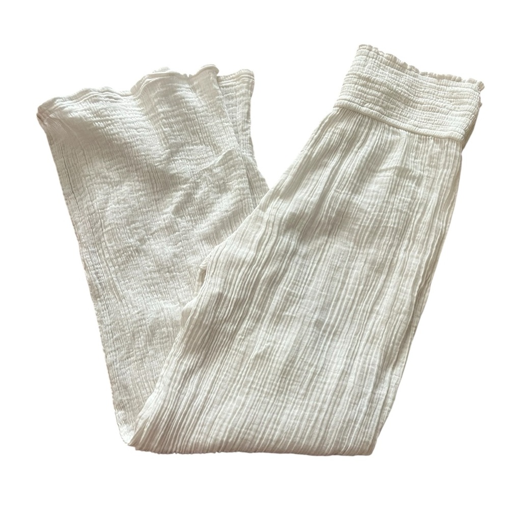 Hollister White Crinkle Fabric Pants